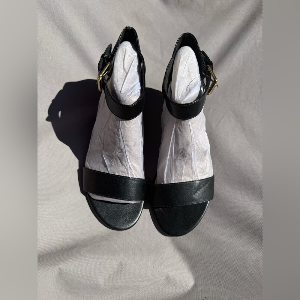 DEXFLEX Wedge Black Sandals Size 11W - worn once!